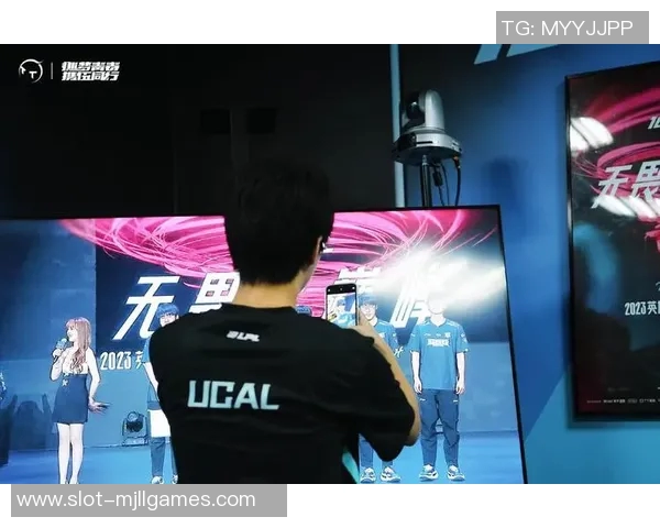 JDG战队在挑战者杯积分榜中以99分稳居第一位置,展现强劲实力 JDG战队在挑战者杯积分榜中以99分稳居第一位置,展现强劲实力